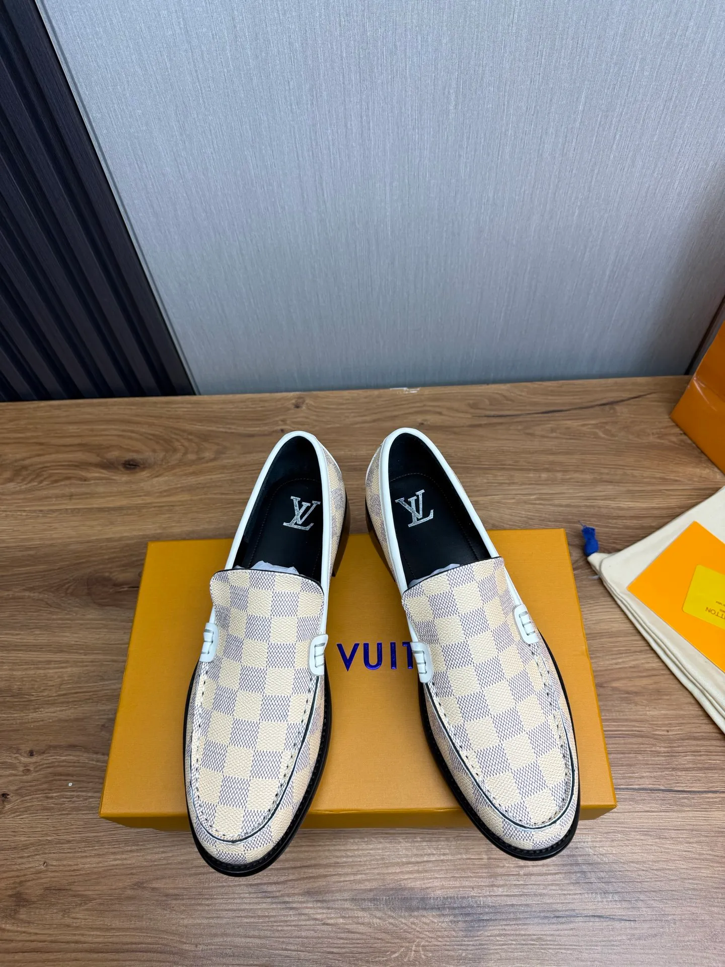 Factory 660💰 LV. Men's business casual leather shoes, all made of imported original brand leather, just to create a more comfortable wearing experience, original non-slip and wear-resistant outsole ✔️16-45 (38.45 non-returnable)
